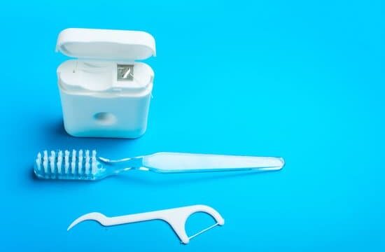 flossing keeps your gums healthy and your teeth clean